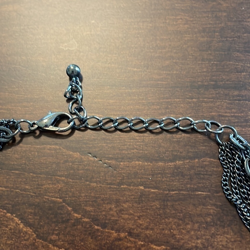 Black and Silver Hammered Chain Necklace and Earring Set - Picture 3 of 4